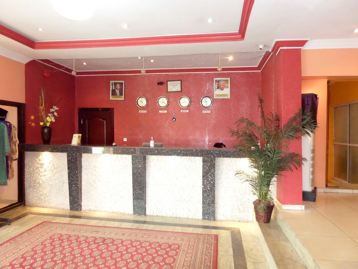 לגוס Aries Suites מראה חיצוני תמונה
