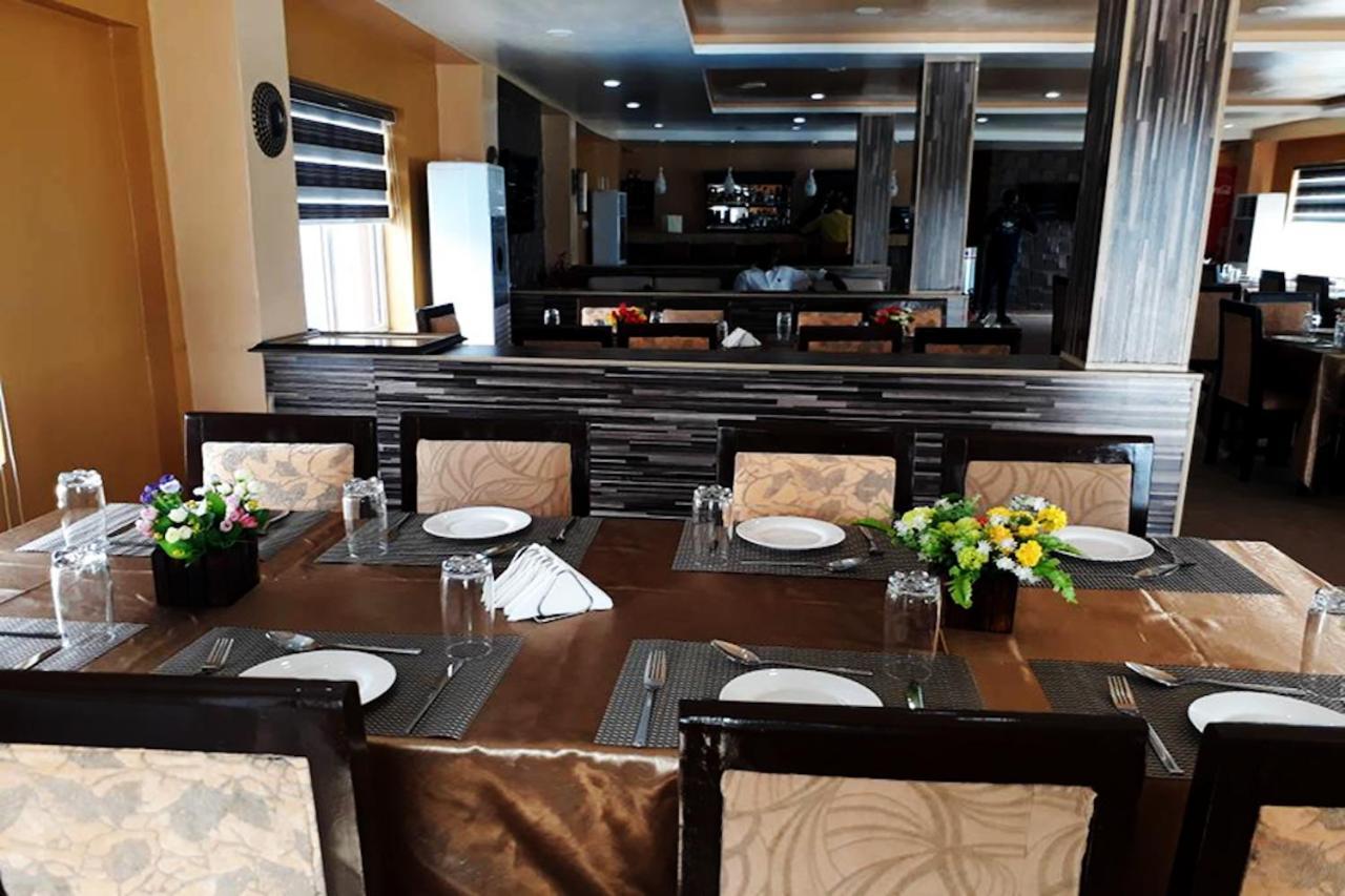 לגוס Aries Suites מראה חיצוני תמונה